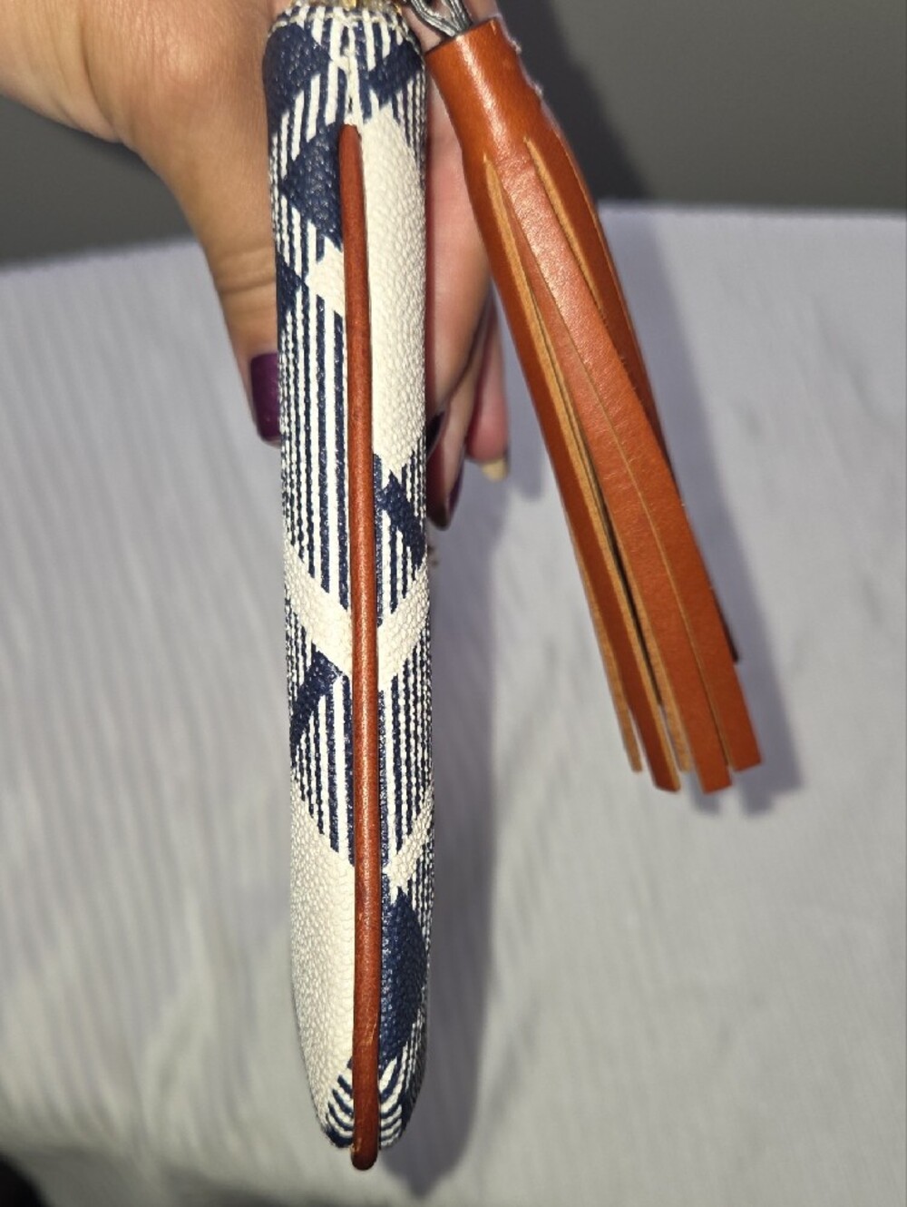 DOONEY & BOURKE CARRINGTON PLAID LEATHER POUCH - Picture 12 of 12